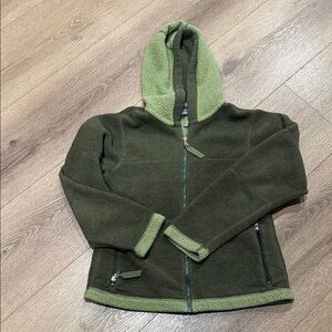 Patagonia Woman’s Olive and Sage Fleece Hoodie